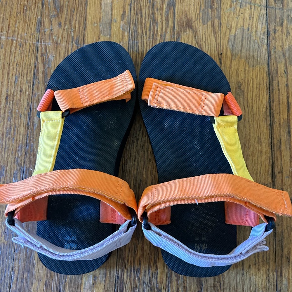 H&M sandals